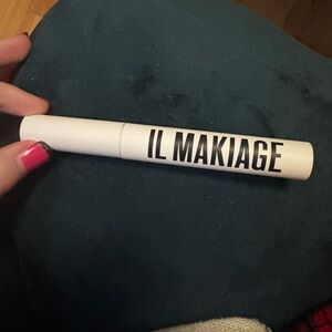 IL MAKIAGE Intense Black Mascara